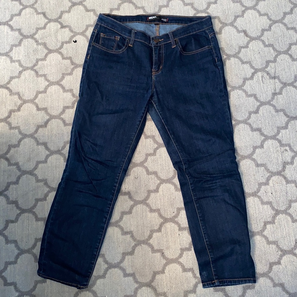 BDG grazer mid rise dark wash